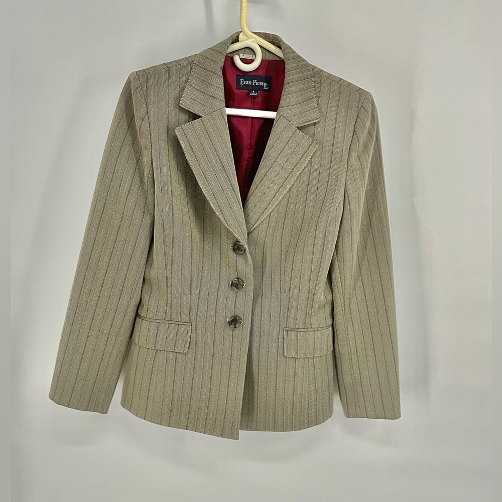Evan Picone Women's Tan Pinstripe Blazer 8